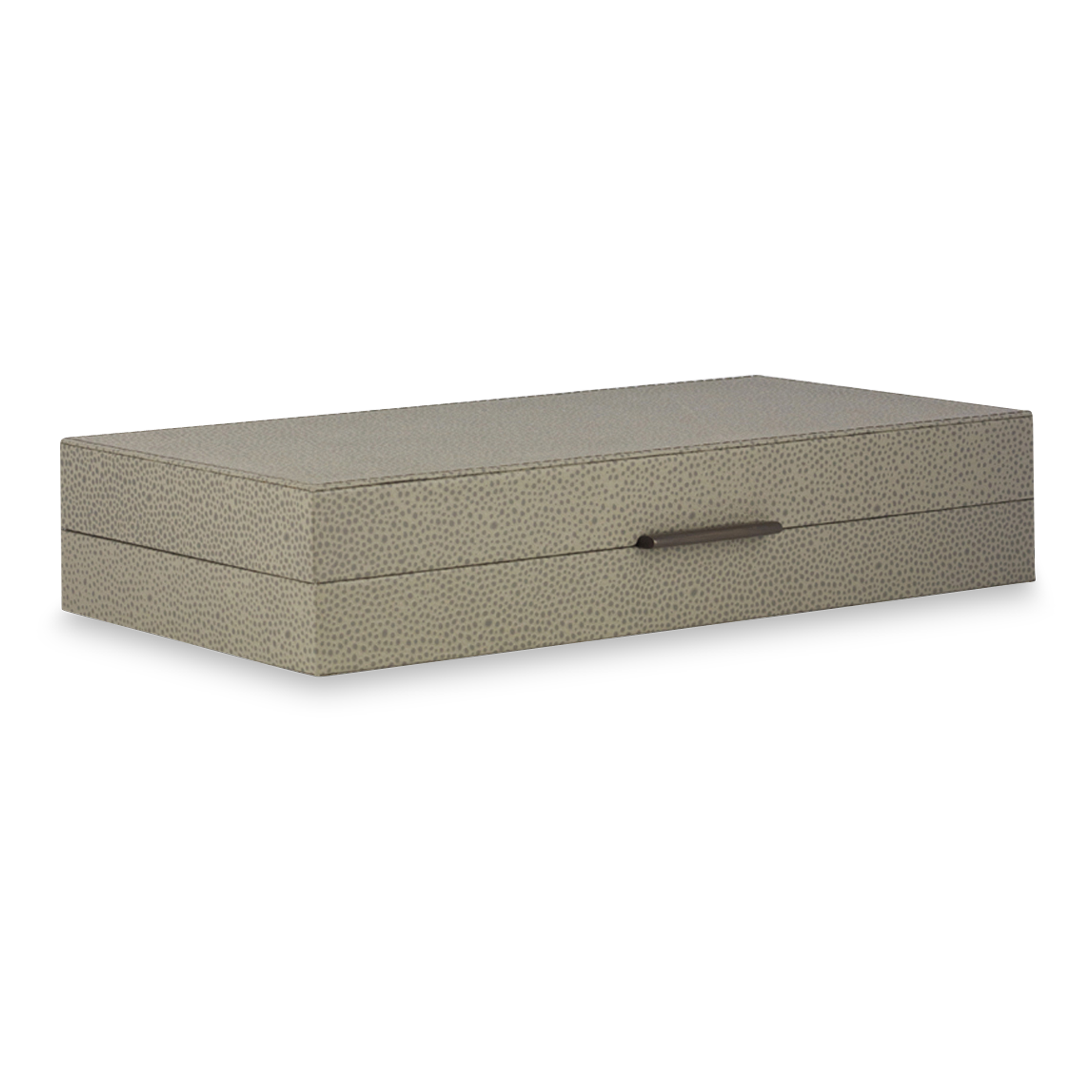 The perfect subtle graining of leather and understated bronze slim knobs provide fantastic complements for the bronze-coloured interior and smooth suede bases of these boxes.