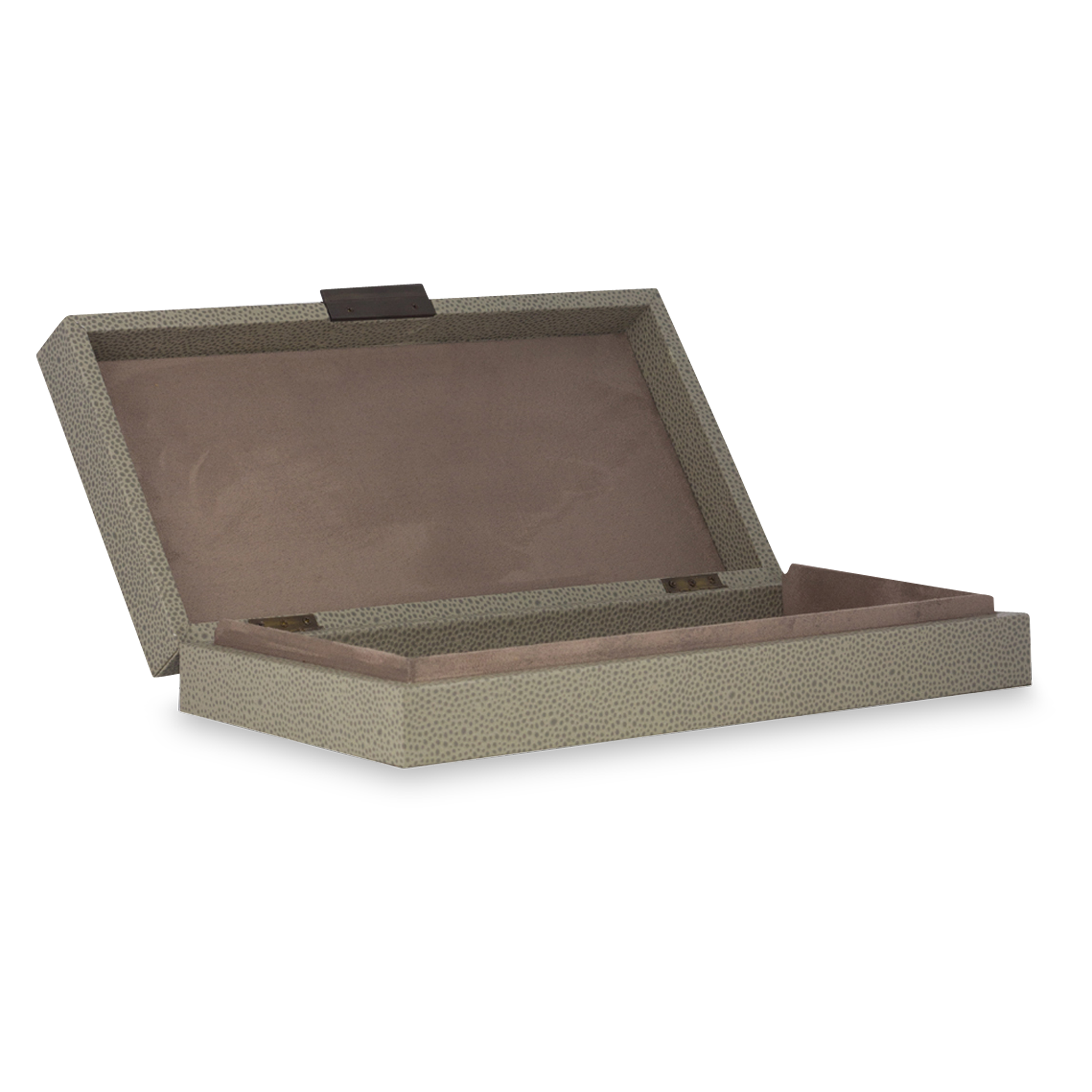 The perfect subtle graining of leather and understated bronze slim knobs provide fantastic complements for the bronze-coloured interior and smooth suede bases of these boxes.