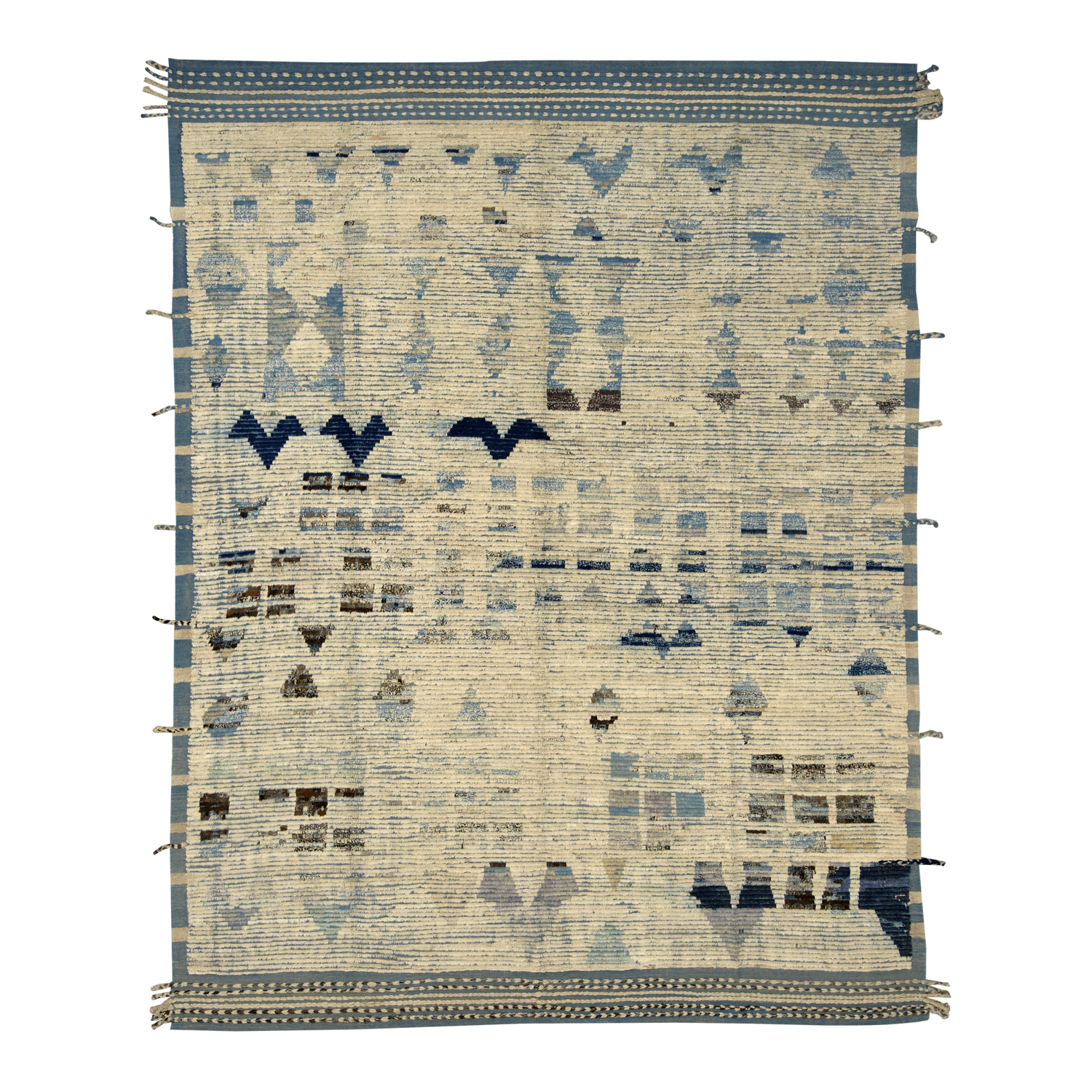 Revered for its lustre and soft hand%2C the natural qualities of wool from ancient Karakul sheep are honoured through restraint and refinement.