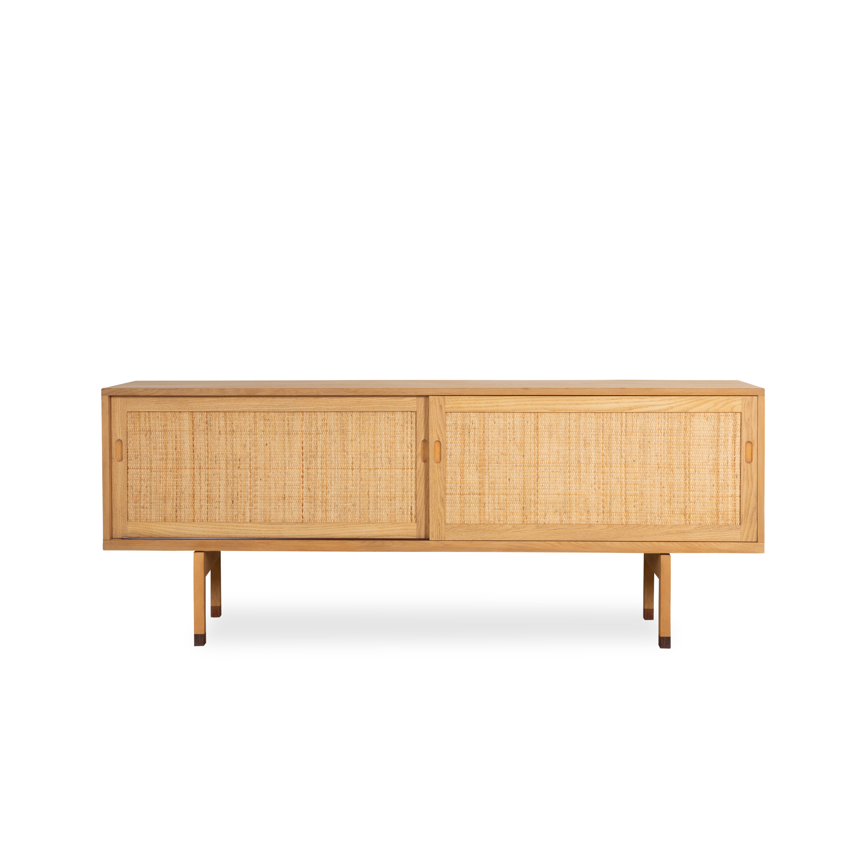 Vintage Hans Wegner RY26 Sideboard
