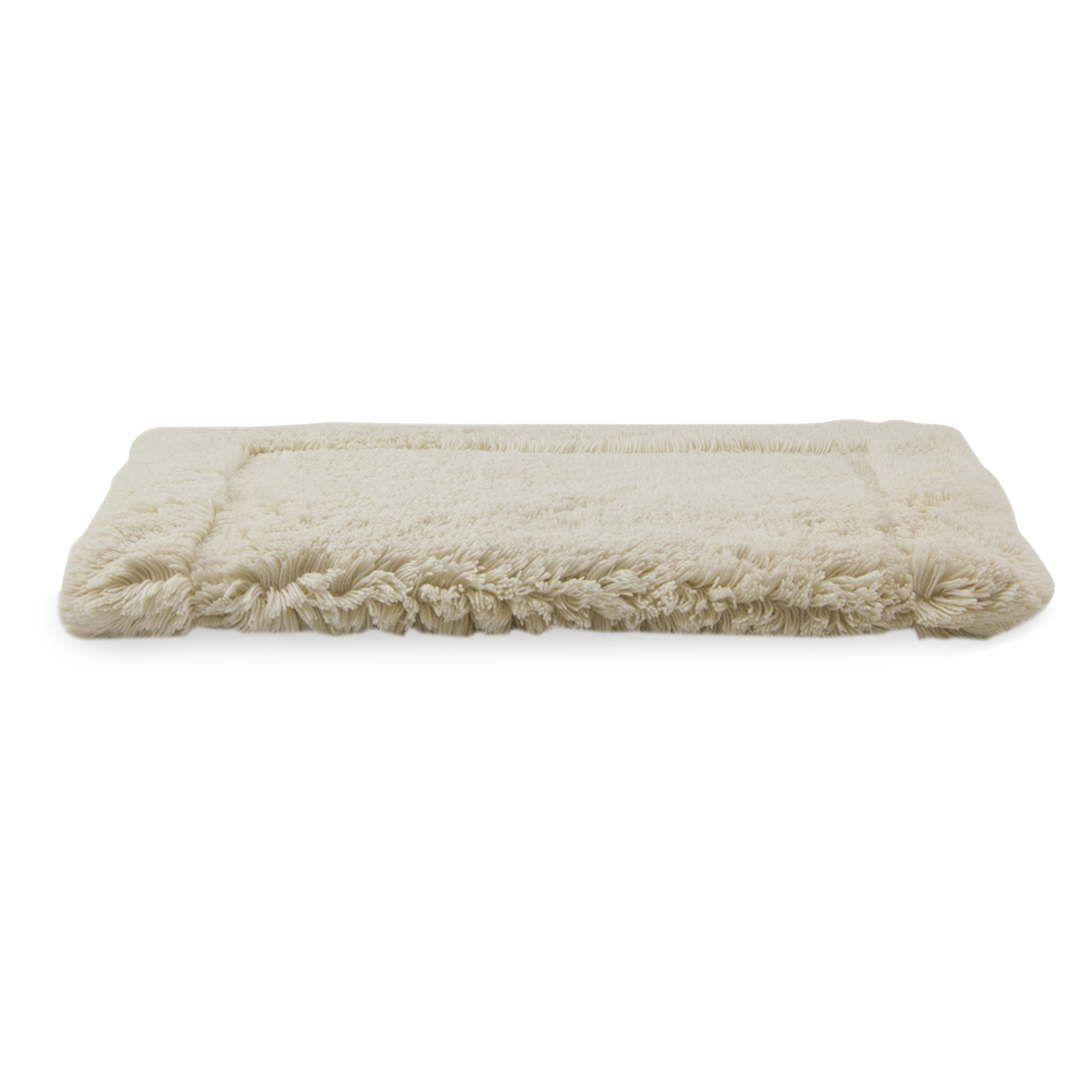 Made from 100% Egyptian combed cotton, the Must Bath Mat provides a soft and sumptuous layer underfoot.