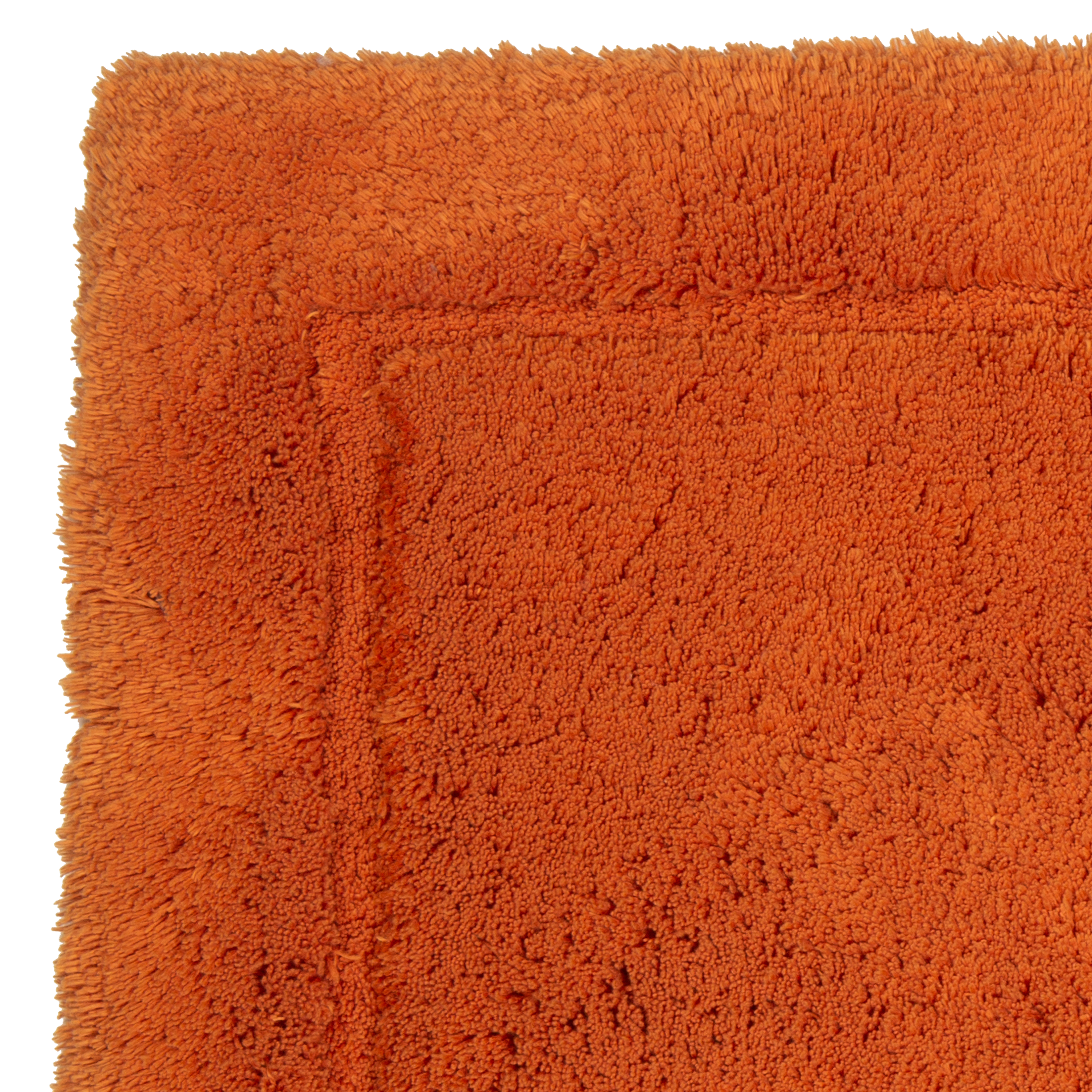 Made from 100% Egyptian combed cotton, the Must Bath Mat provides a soft and sumptuous layer underfoot.