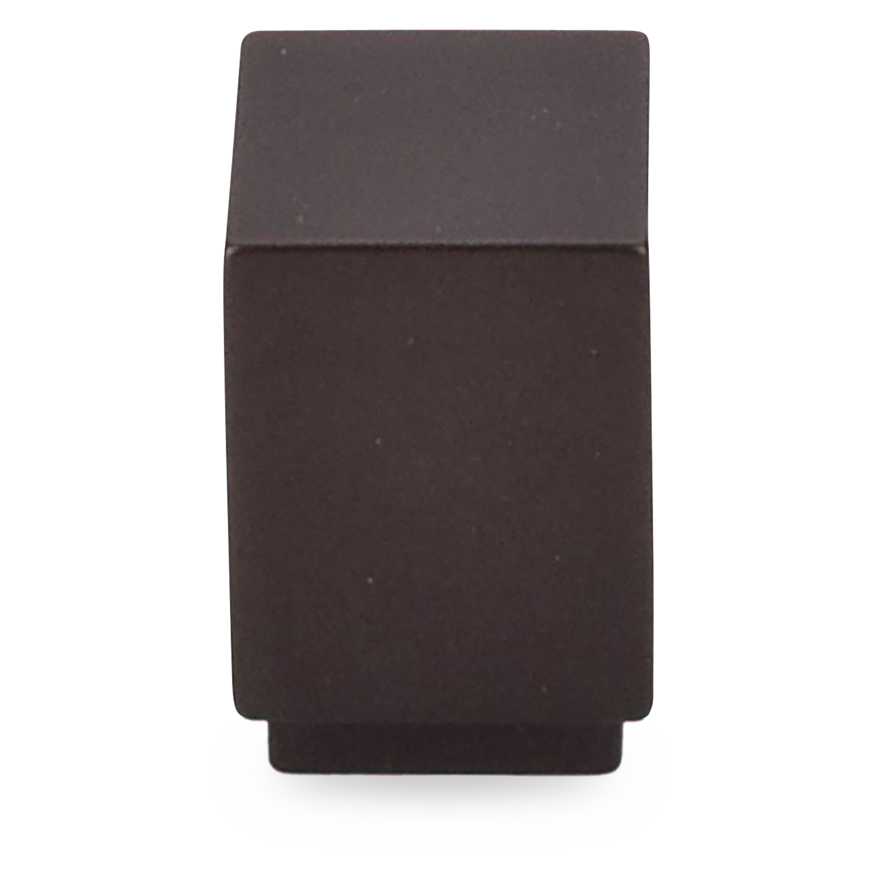 The Linea square knob is a beautiful combination of modern and contemporary style.