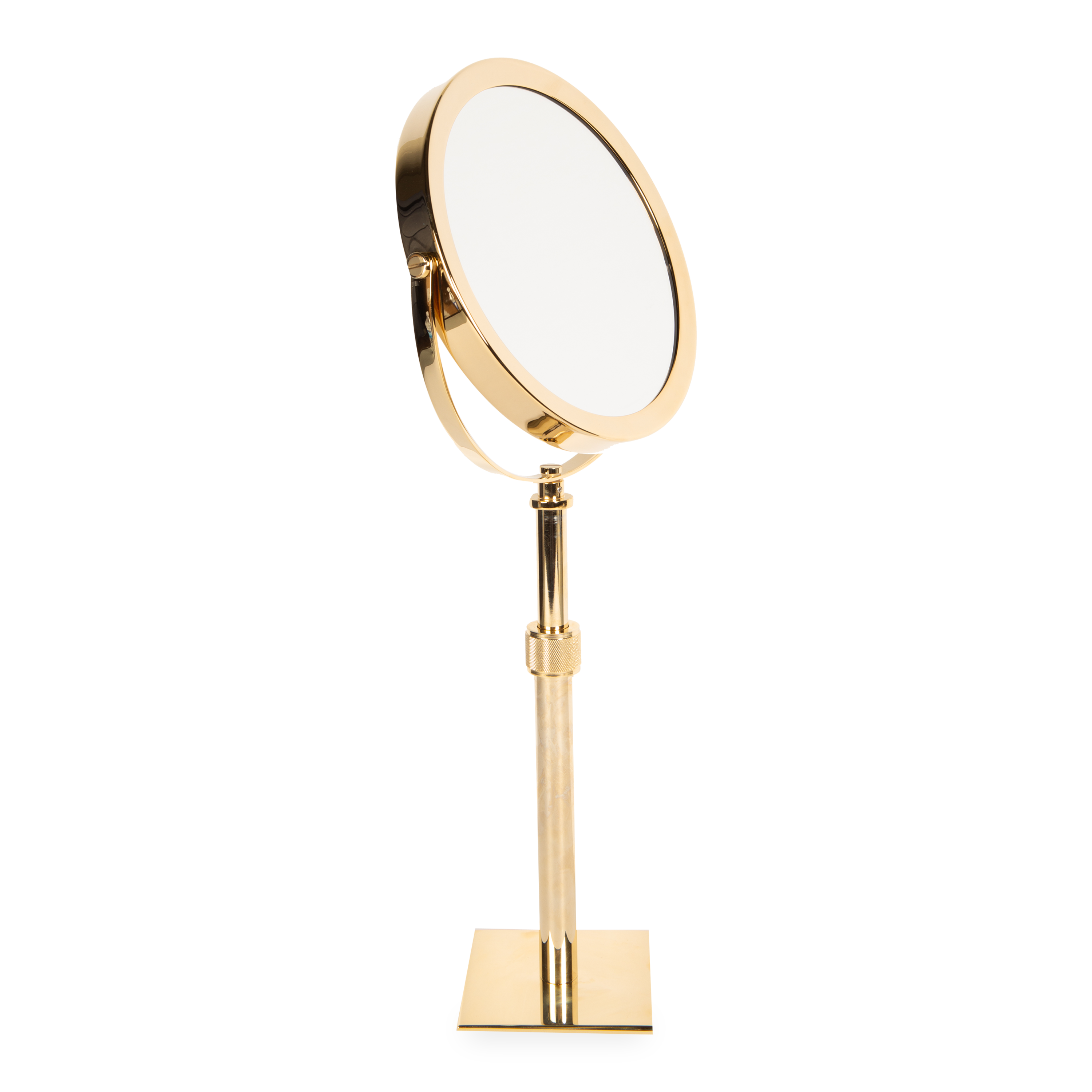 With clean lines and a smooth shape, the Kent collection of bathroom accessories provides your space with a luxurious and chic feeling.