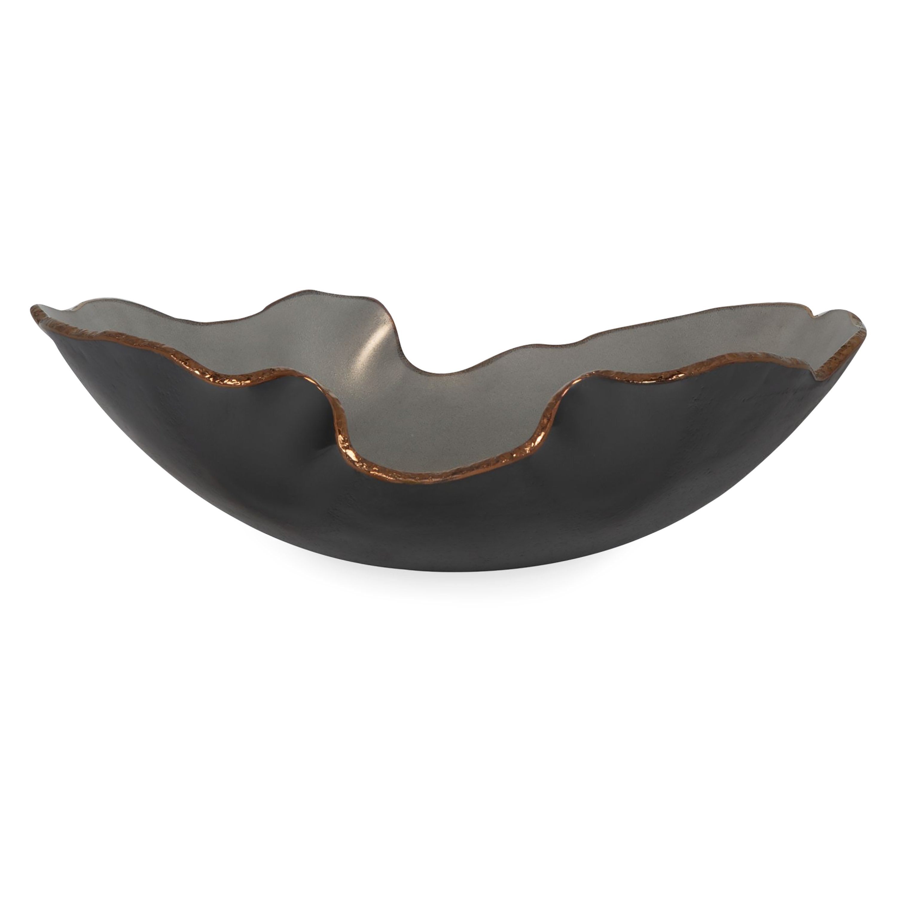 These exquisite pieces are the work of Brazilian glass artist Regina Medeiros.