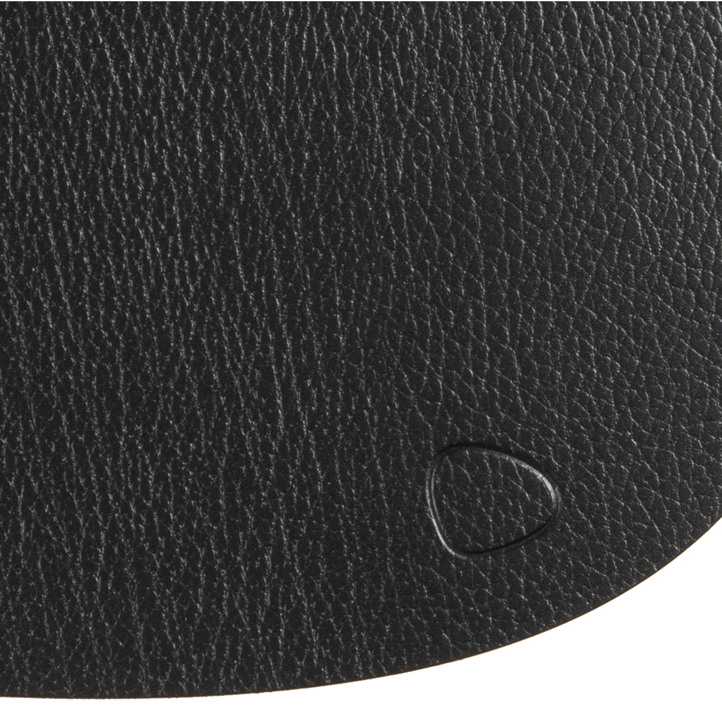 Designed and handcrafted in Denmark, this placemat is a sustainable product that helps to reduce the environmental impact of leather production by re-using leather waste.