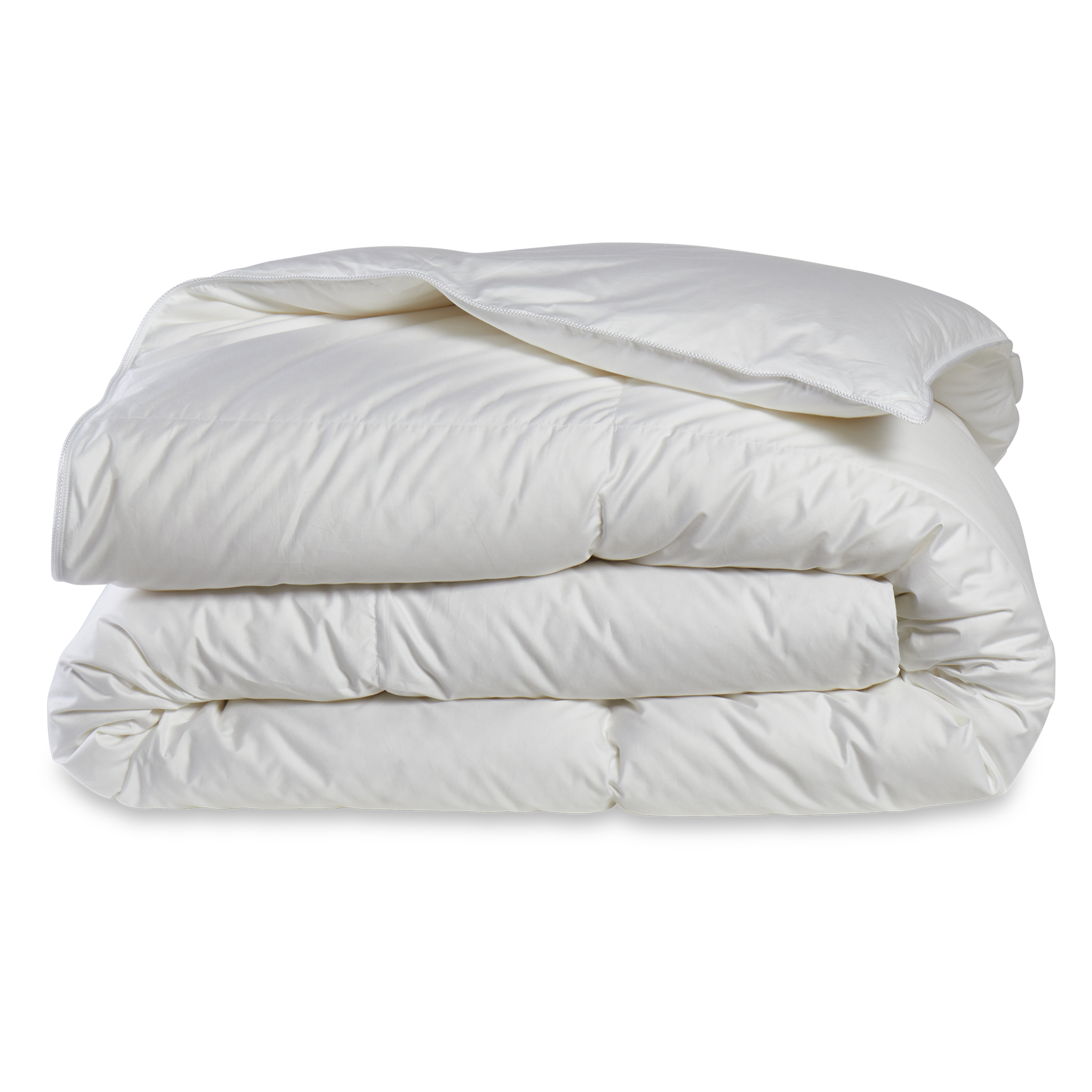 This luxurious duvet is made with white goose down - renowned worldwide for its outstanding insulation and fill power.
