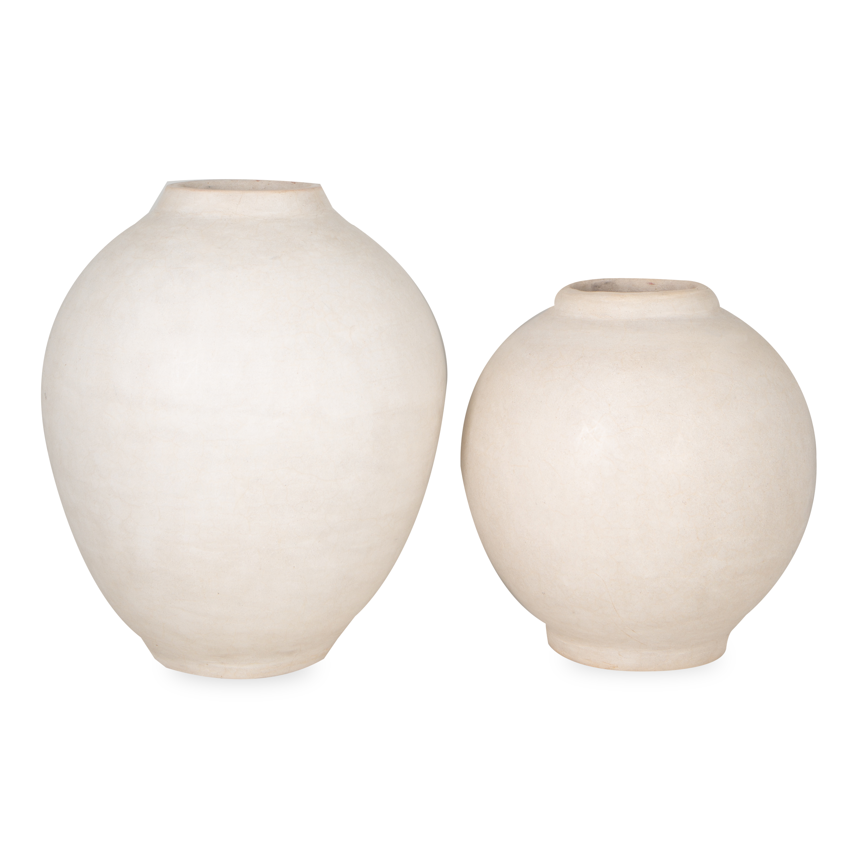 The Tadelakt Collection is crafted from tadelakt made with the limestone of the Marrakech Plateau.