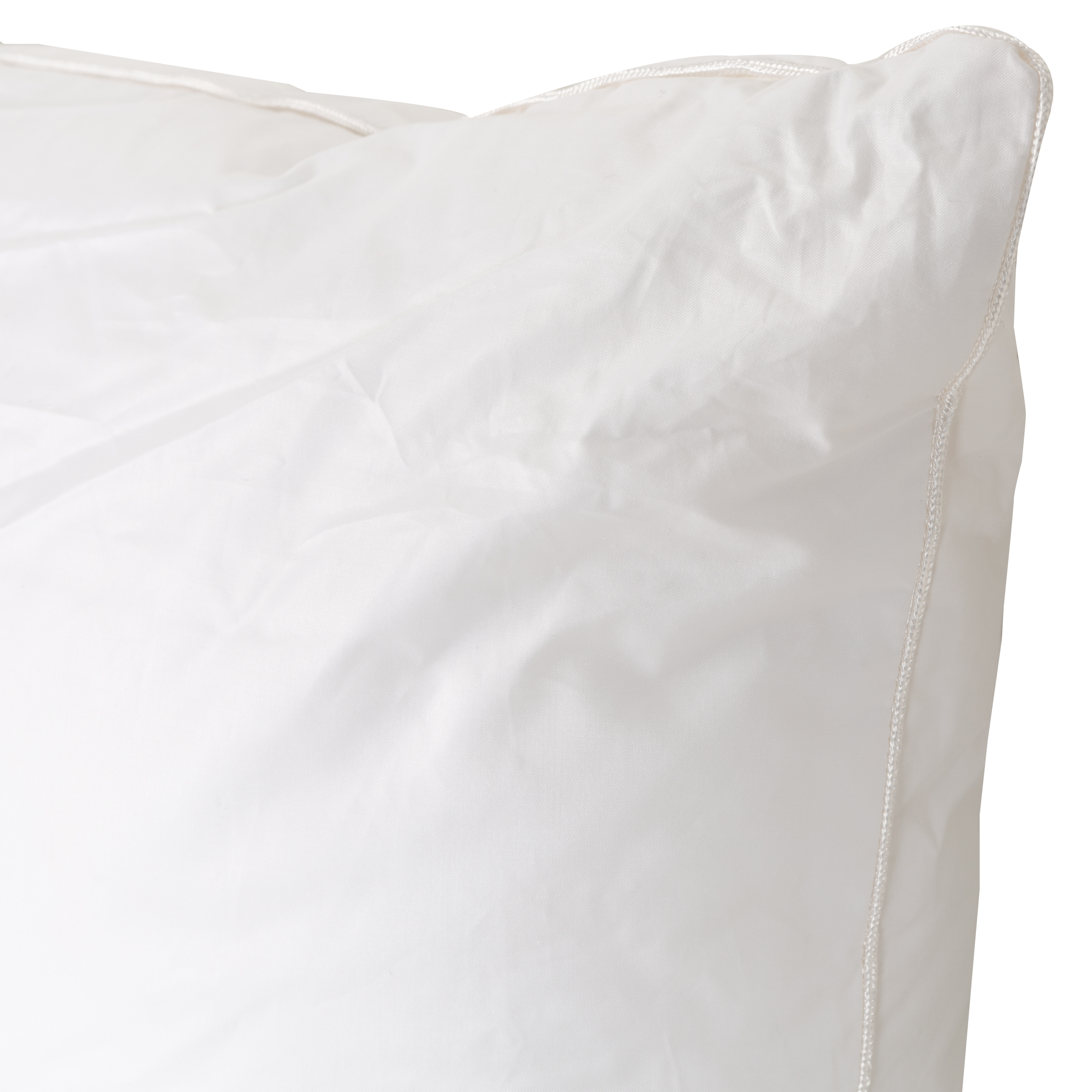 The Ziegler pillow is filled with a high-quality Polish goose down that is noted for its high loft and incredible warmth.